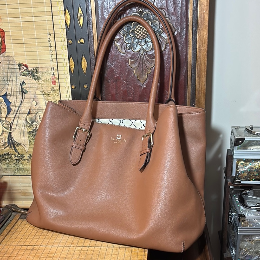 Kate Spade Tote Tan Dune Safiano Leather Ariel Structured Design and Dust Bag - Picture 1 of 17